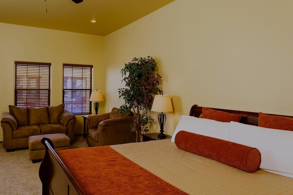The Courtyard Villas Hobbs Chambre photo