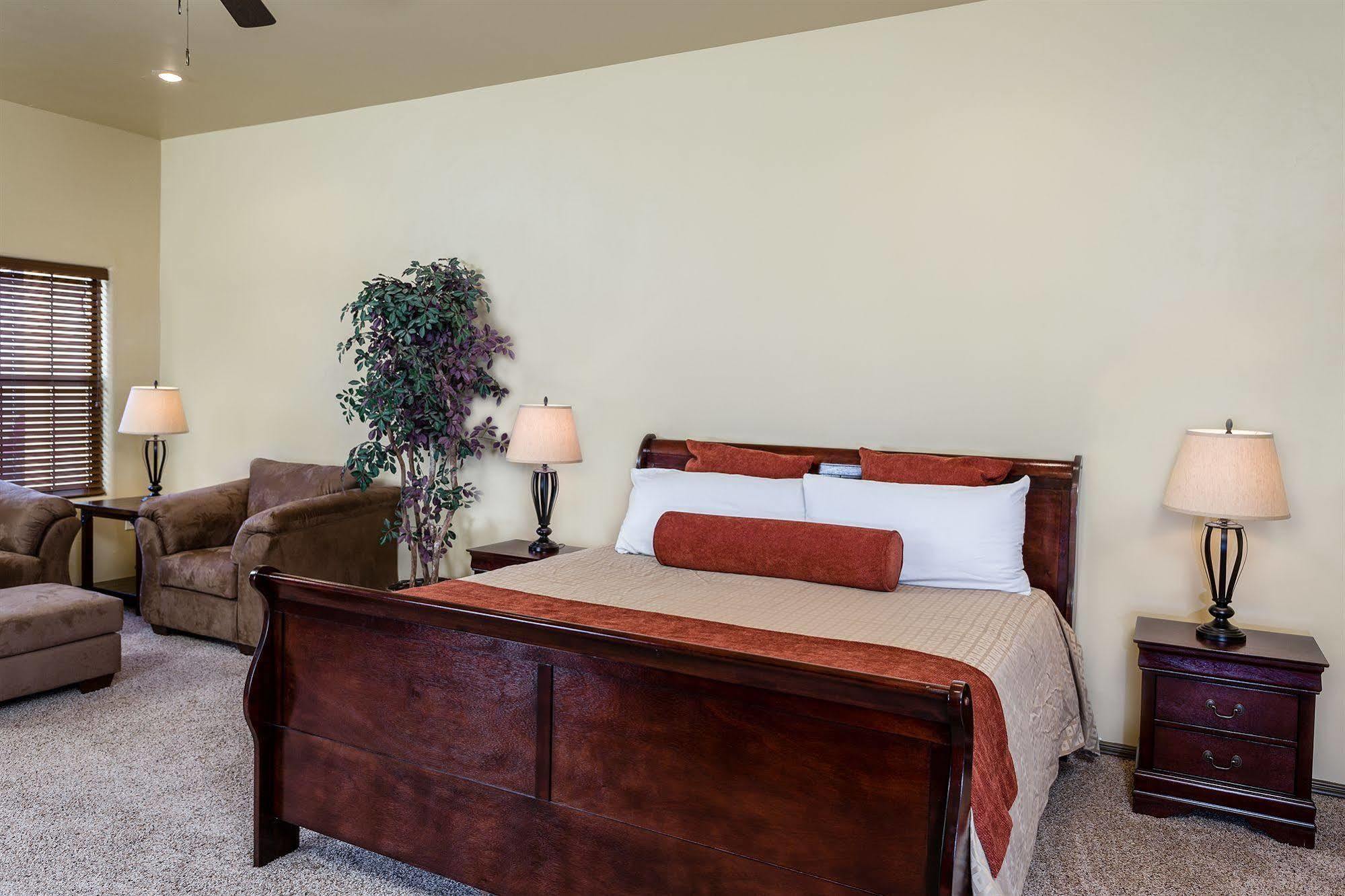 The Courtyard Villas Hobbs Extérieur photo